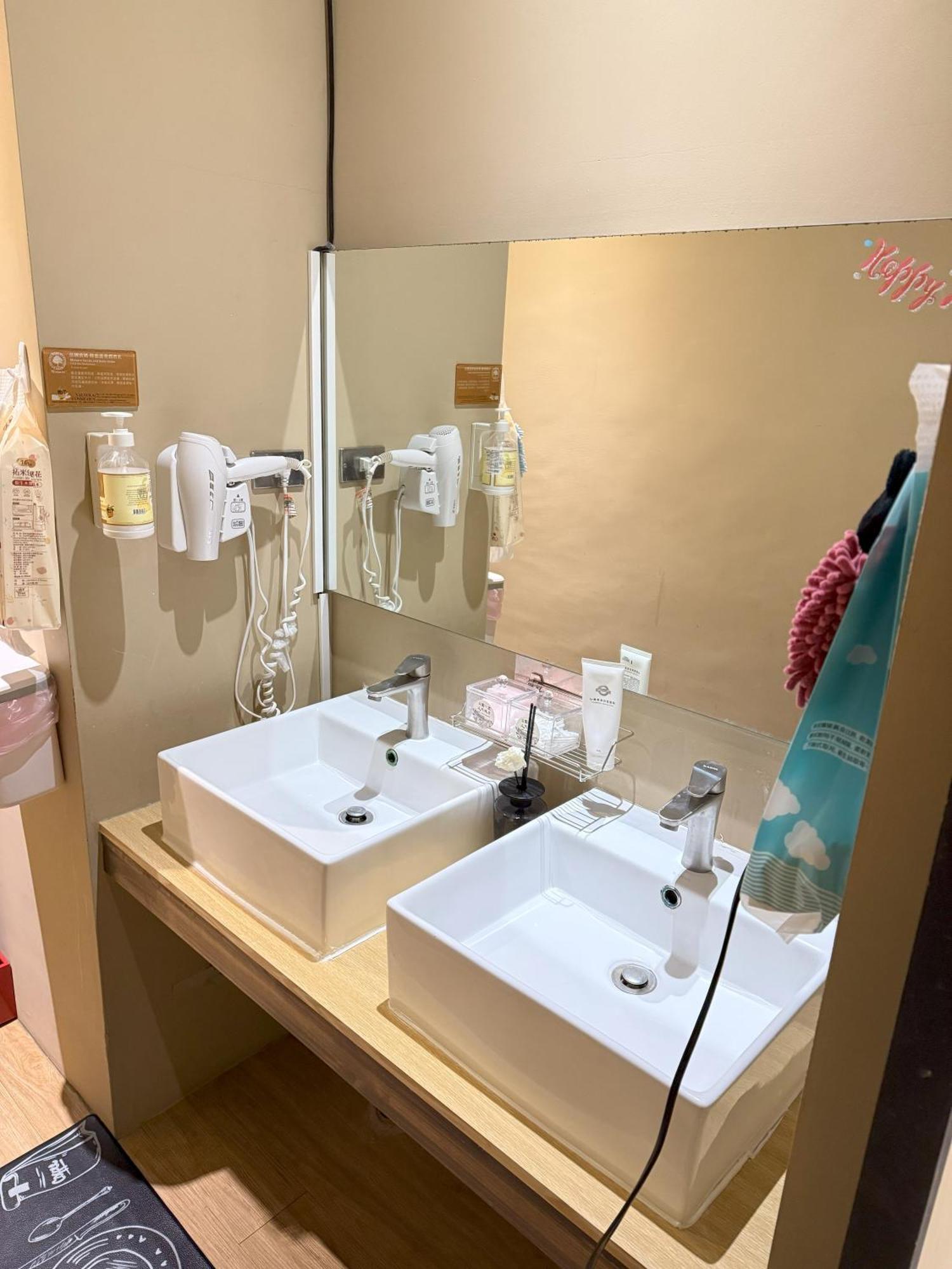Deer Park Hostel Lộc Cảng Ngoại thất bức ảnh